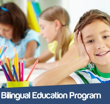 É muito necessário matricular meu filho em uma escola bilíngue ainda enquanto criança?